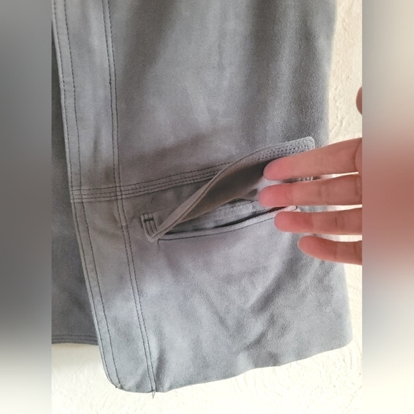 Vince, Cap Sleeve Nubuck Genuine Suede Leather‎ Vest , Size Small - Picture 9 of 13